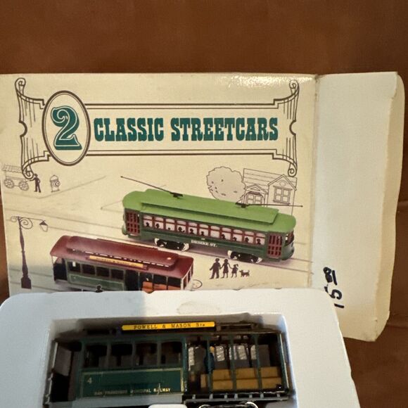 2 Classic Streetcars HO Scale San Francisco Cable Car Desire Street Trolley - Picture 5 of 5